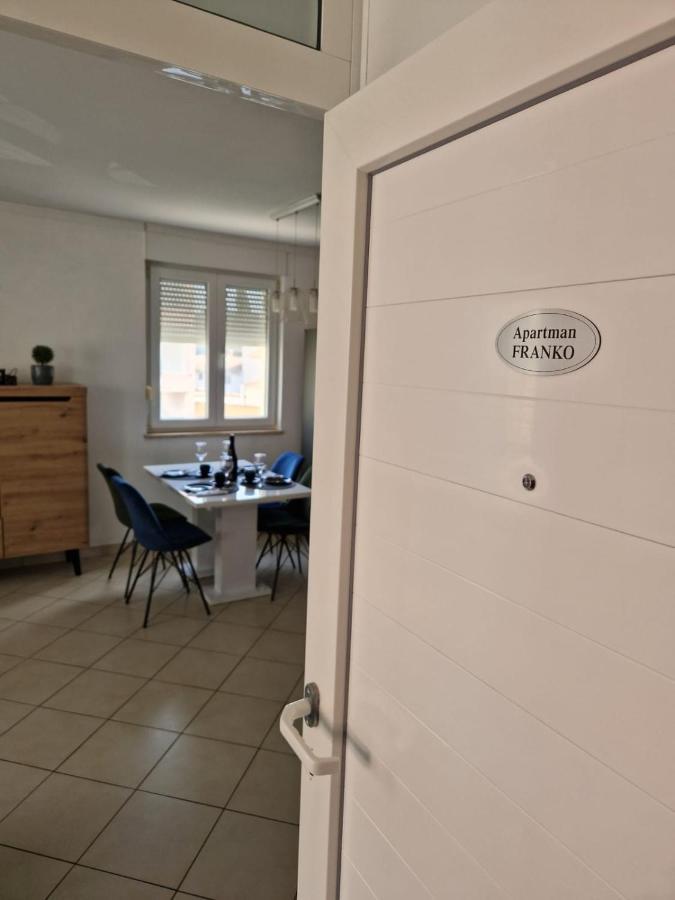 Apartment Franko พูลา ภายนอก รูปภาพ